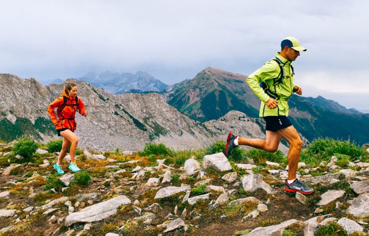 Le sac à dos pour le trail : ne négligez pas son choix - RUNNEK